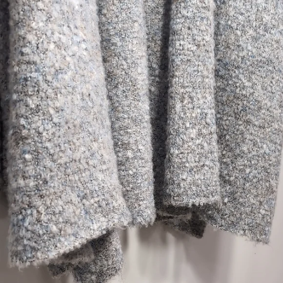 Wishlist | Minimalist Gray Speckled Knitted Cardigan Sweater Size M/L - Picture 5 of 11